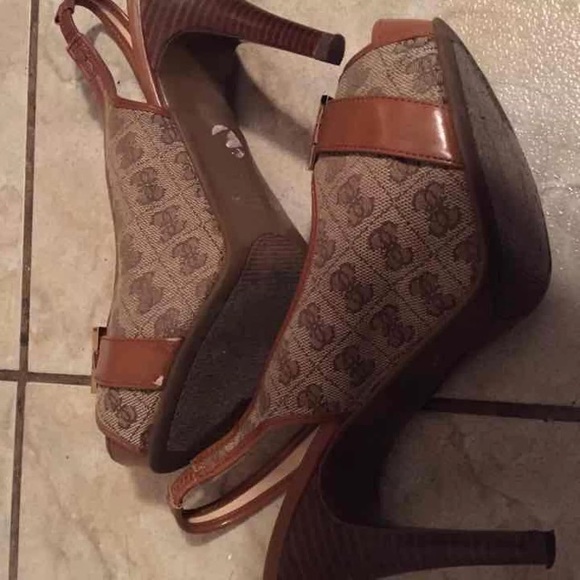 Heels - Picture 3 of 4