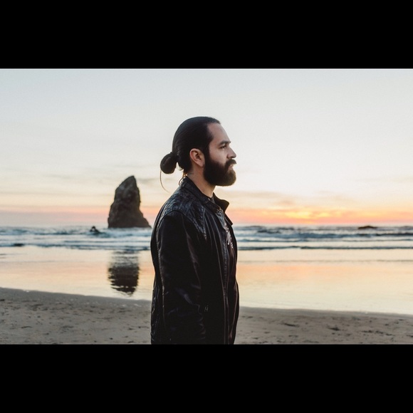 Meet your Posher, Manny - Picture 2 of 2