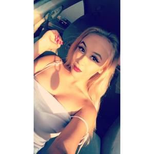 Meet your Posher, Stephanie