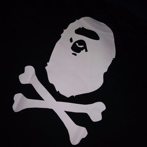 BAPE A BATHING APE TEE SHIRT AUTHENTIC BRAND NEW