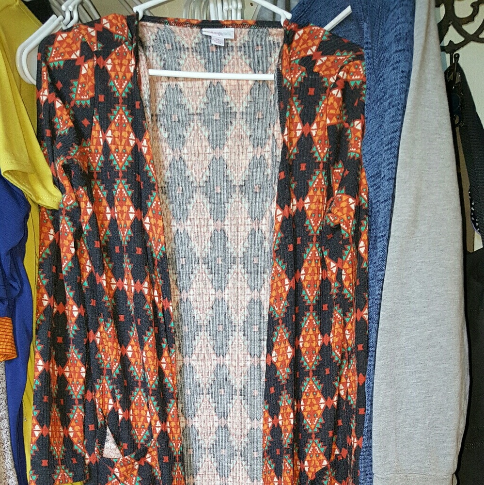 LULAROE MEDIUM SARAH