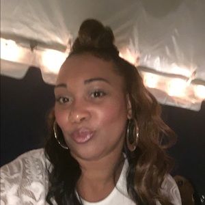 Meet your Posher, Erica