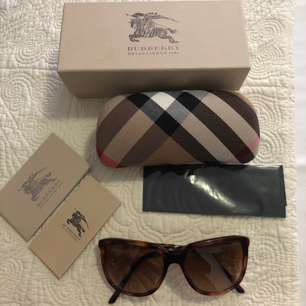 Burberry sunglasses