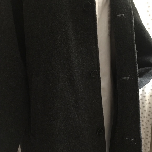 Heavy Winter Pea Coat - Picture 4 of 8