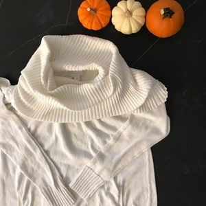 NY&CO White Cowl Neck Sweater
