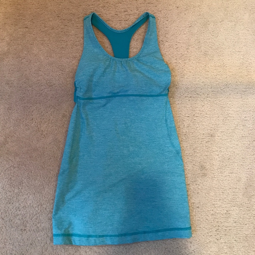 Lululemon built in bra tank in Size 4
