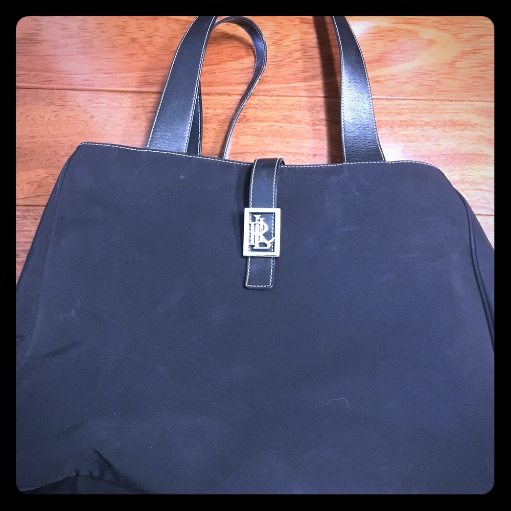 Black shoulder bag