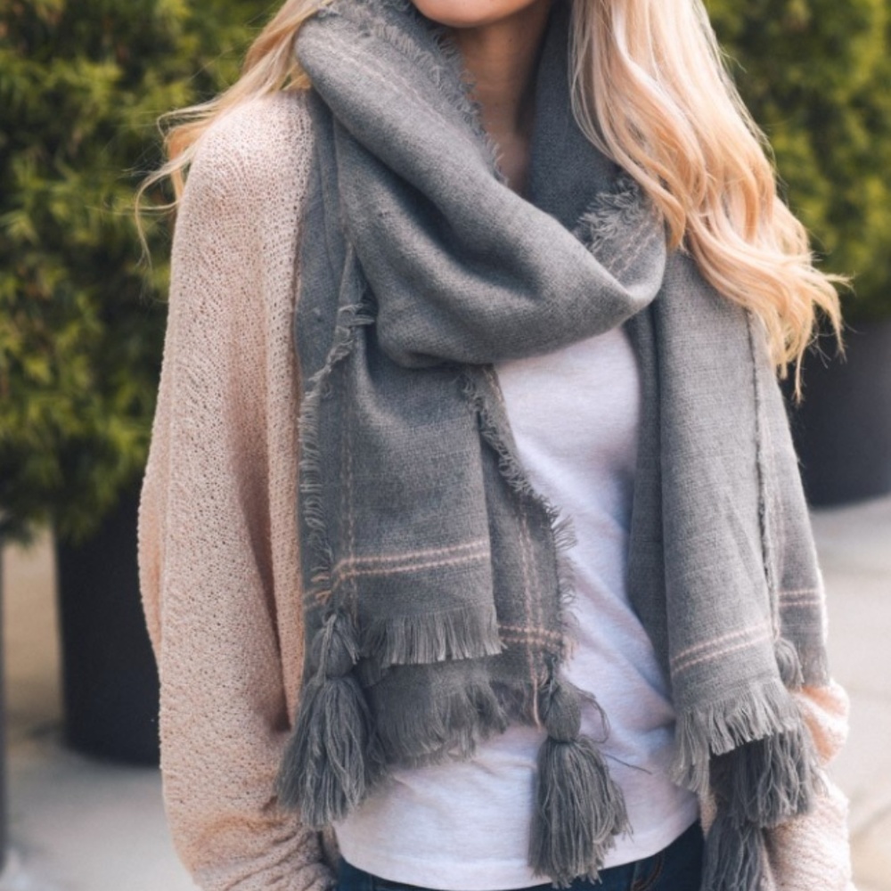 Comfy Long Gray Tassel Scarf