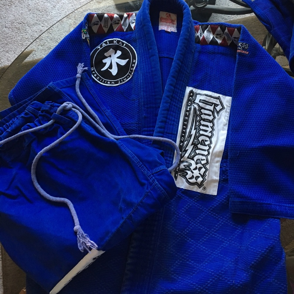 Teen size 1 blue MMA gameness gi!