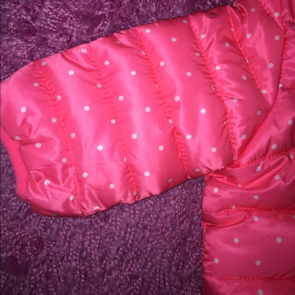 NEW GAP neon polkadot puffed jacket - Picture 4 of 7