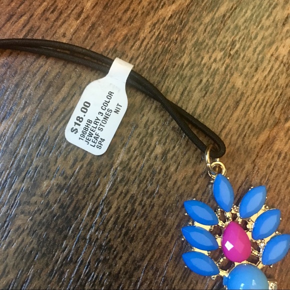 🌺FINAL SALE🌺 Colorful leaf headband! - Picture 2 of 3