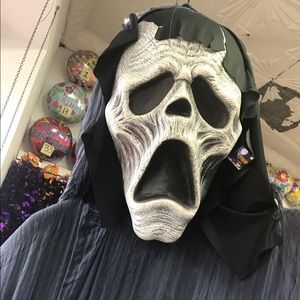 Meet your Posher, Kamran