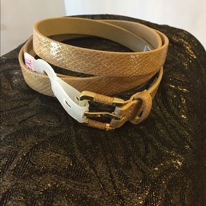 Target XXL Cream/tan belt NWT