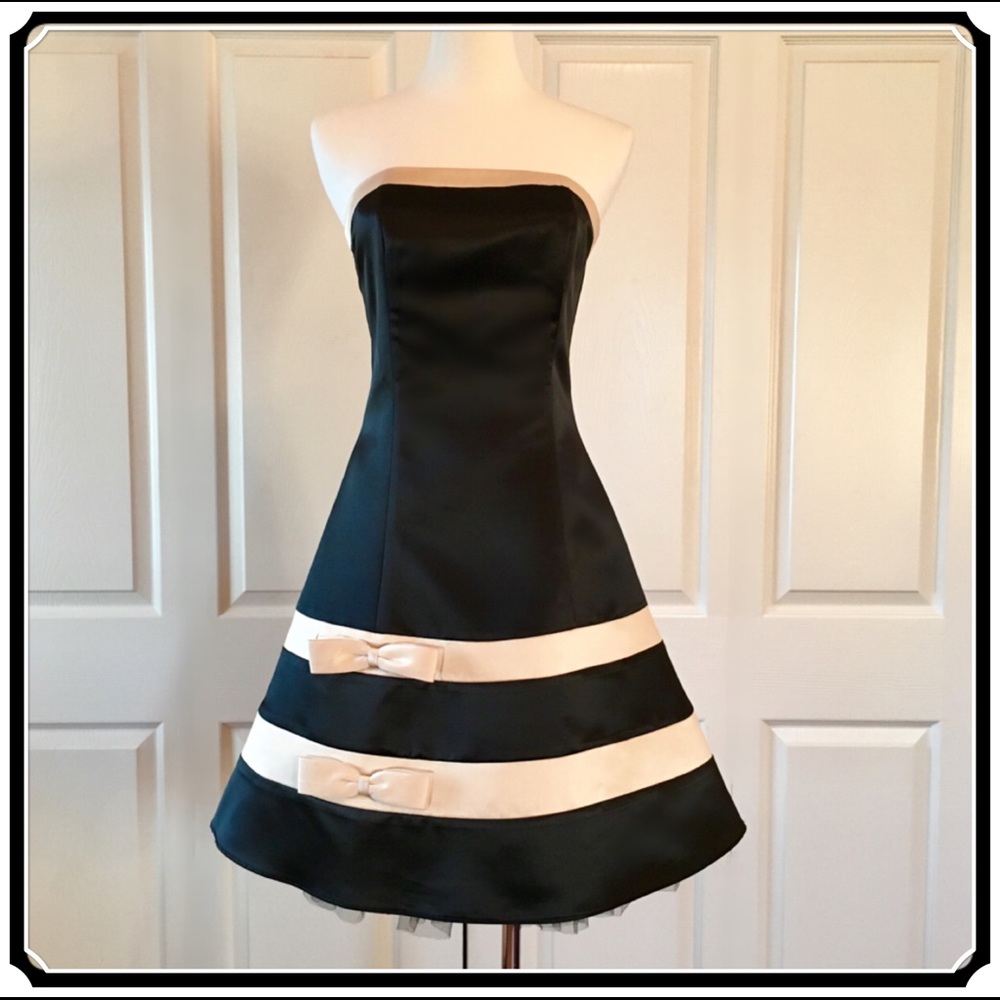 ✖️SOLD Jessica McClintock Strapless Dress Black Satin Bow Gown Tulle