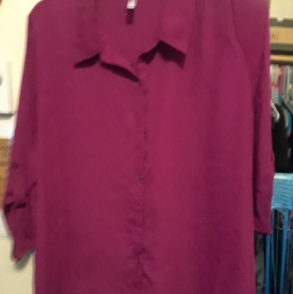 Women's  Exhilaration Plus 3/4 Sleeve Shirt