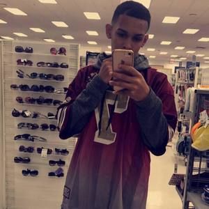 Meet your Posher, Johan