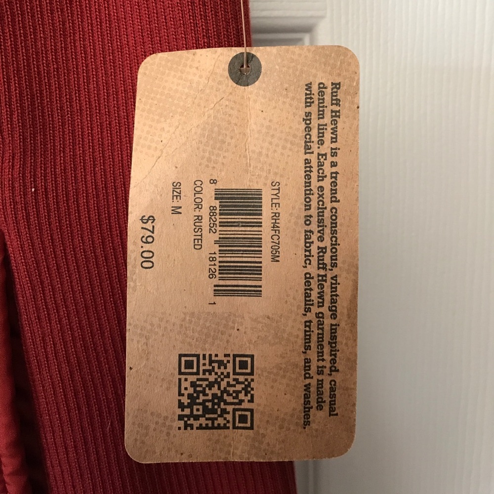 Vest - Picture 2 of 3