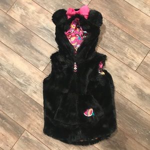 Minnie Mouse black vest with hood