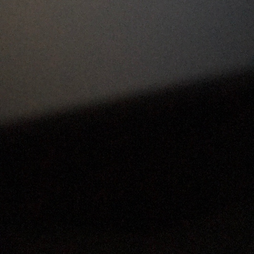 M - Picture 2 of 8