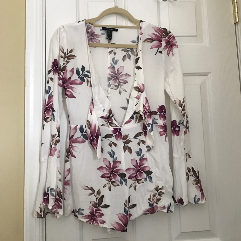 Tie front floral Forever 21 Romper