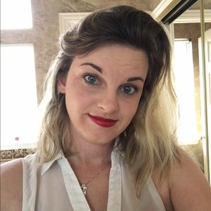 Meet your Posher, Damara