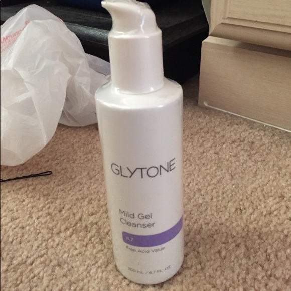 glytone mild gel cleanser