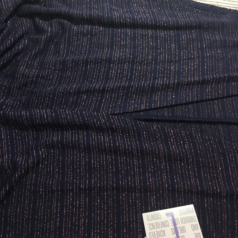 Large LuLaRoe Elegant Joy - Picture 2 of 2