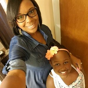 Meet your Posher, Nina