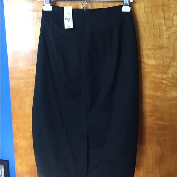 NWT- Women’s, New York & Co. Black Pencil Skirt - Picture 4 of 5