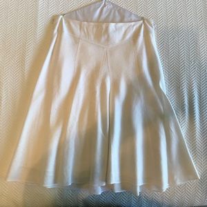 ANN TAYLOR Linen Skirt. Size 6.