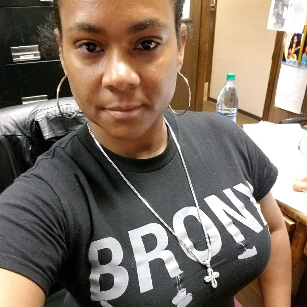 Meet your Posher, Lstoya