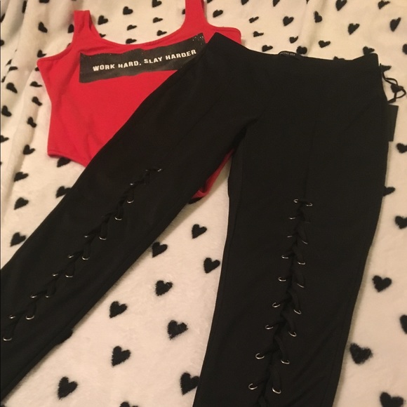 Women's Front Lace-up Ponte Skinny Pants. - Picture 4 of 4