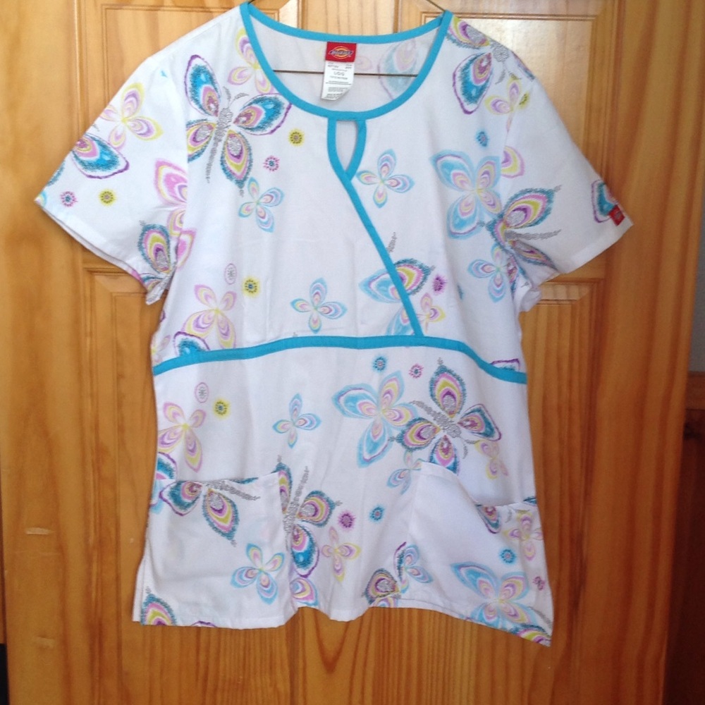Scrub Top - Picture 1 of 2