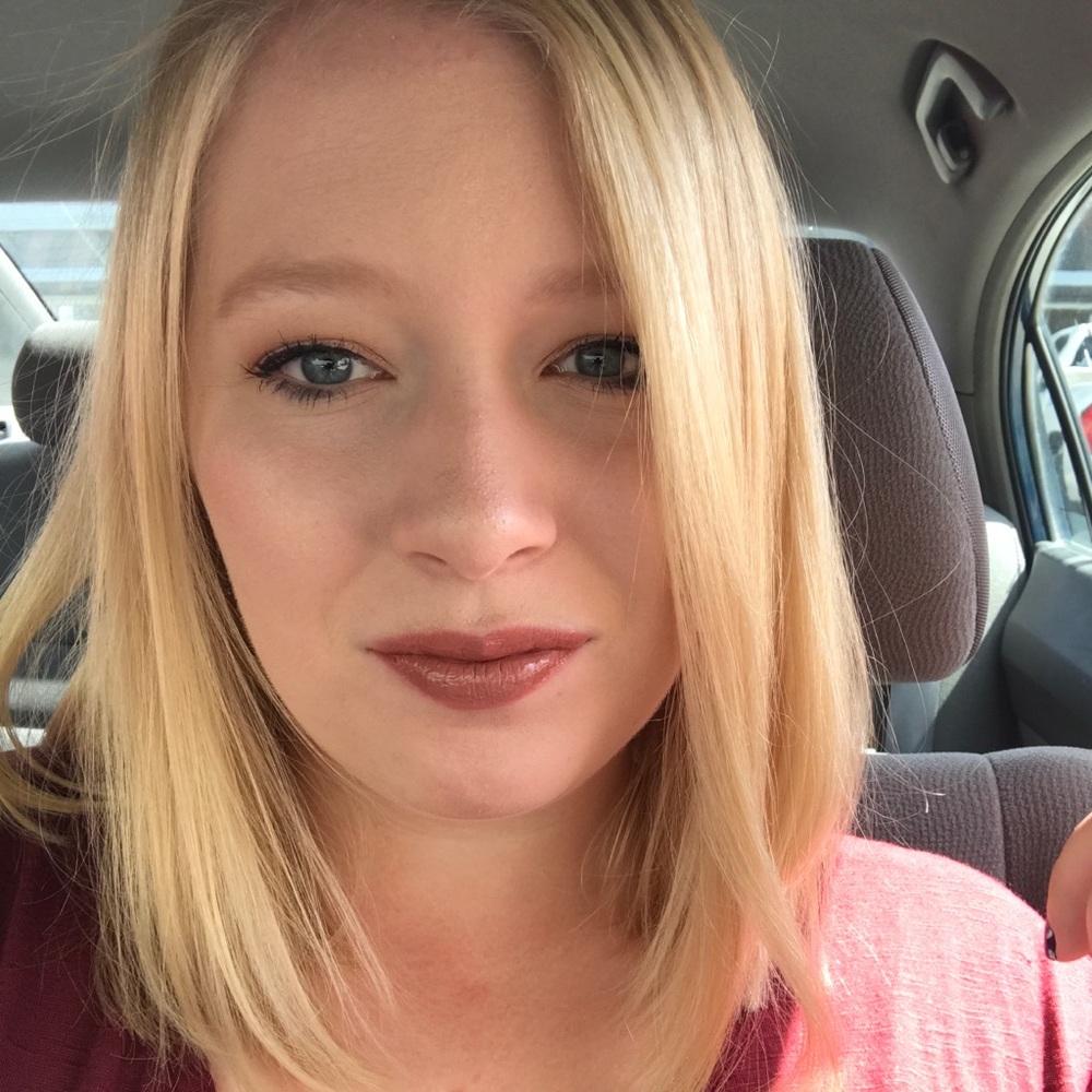 Meet your Posher, Jessica