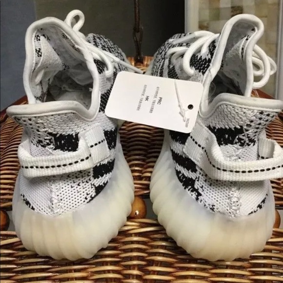 Adidas Yeezy 350 Boost v2 “Zebra” - Picture 3 of 6