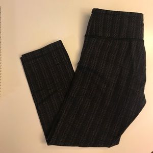 Lululemon cropped leggings
