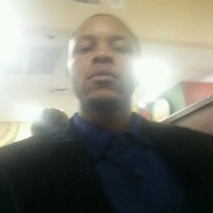 Meet your Posher, Larry