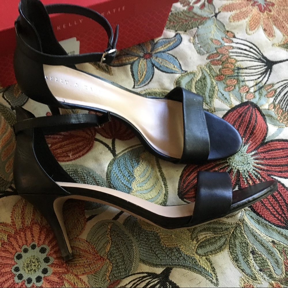 Black Nadia heels 9 worn once
