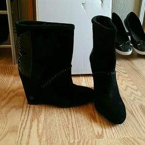 Brand new women's House of Harlow boots