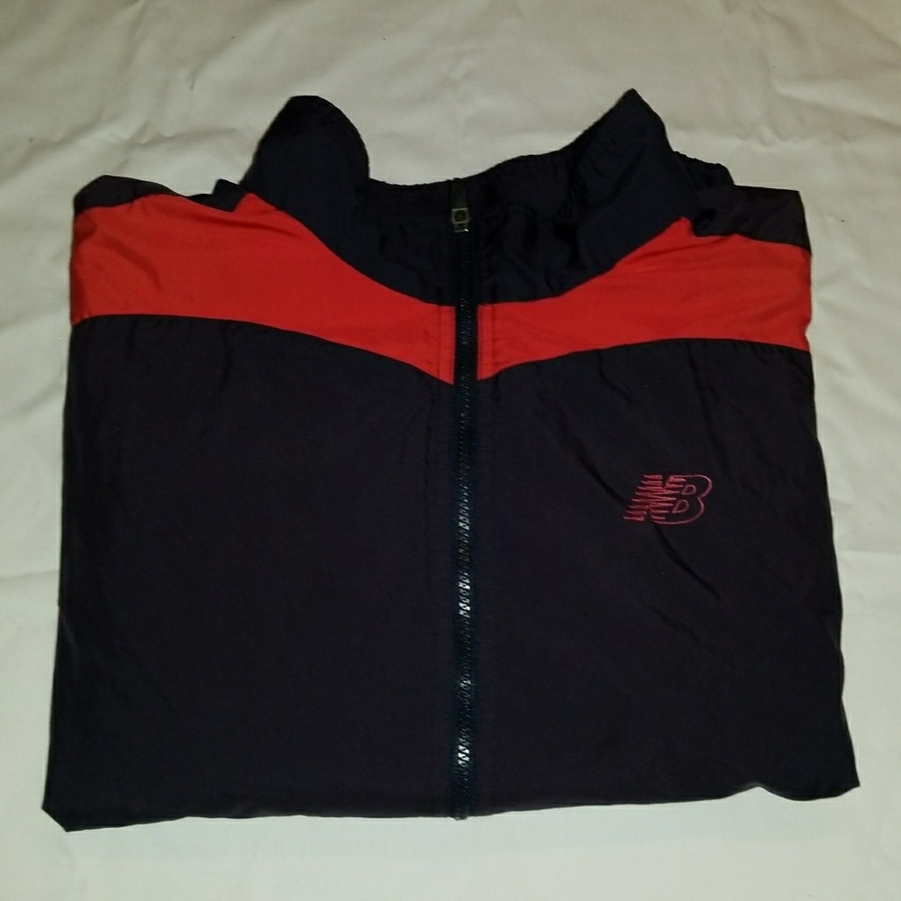 NewBalance Windbreaker