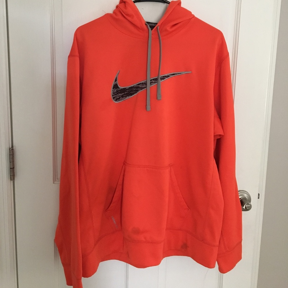 Nike Therma Fit Hoodie!