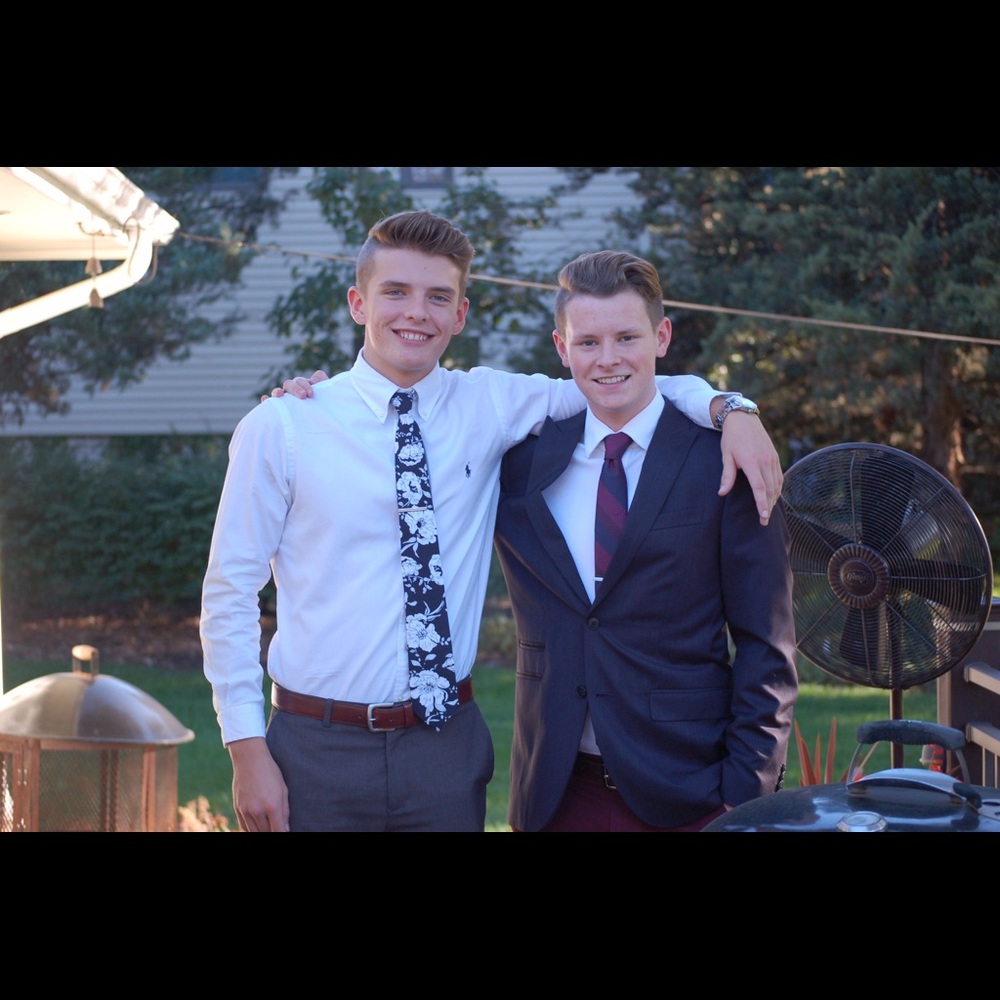 Meet your Posher, Hunter