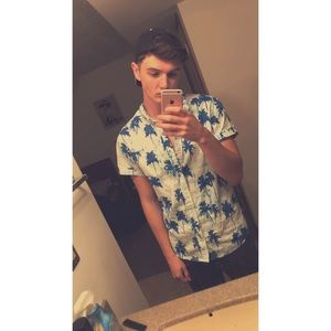 Meet your Posher, Clayton