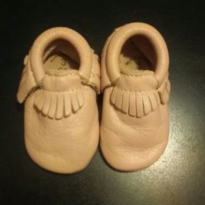 Freshly Packed sz 3 moccasins Blush pink