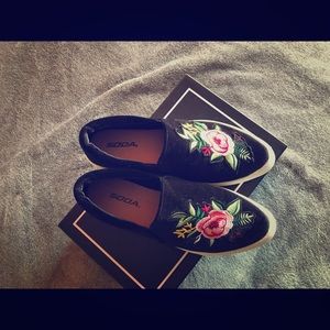 Flat floral embroidered slip on sneakers