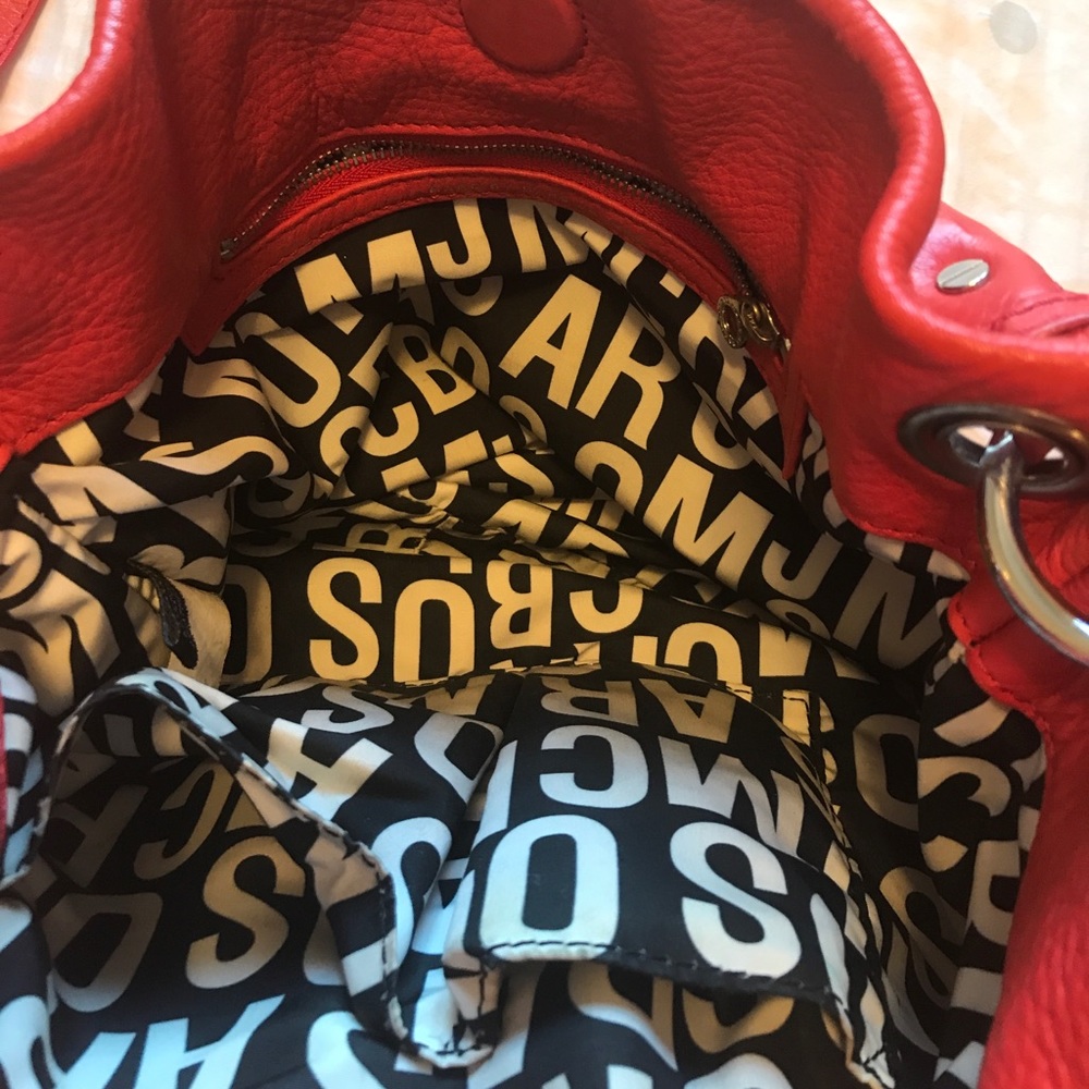 Marc by Marc Jacobs hobo style hand bag - Picture 3 of 3