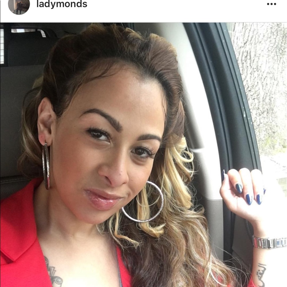 Meet your Posher, Tara