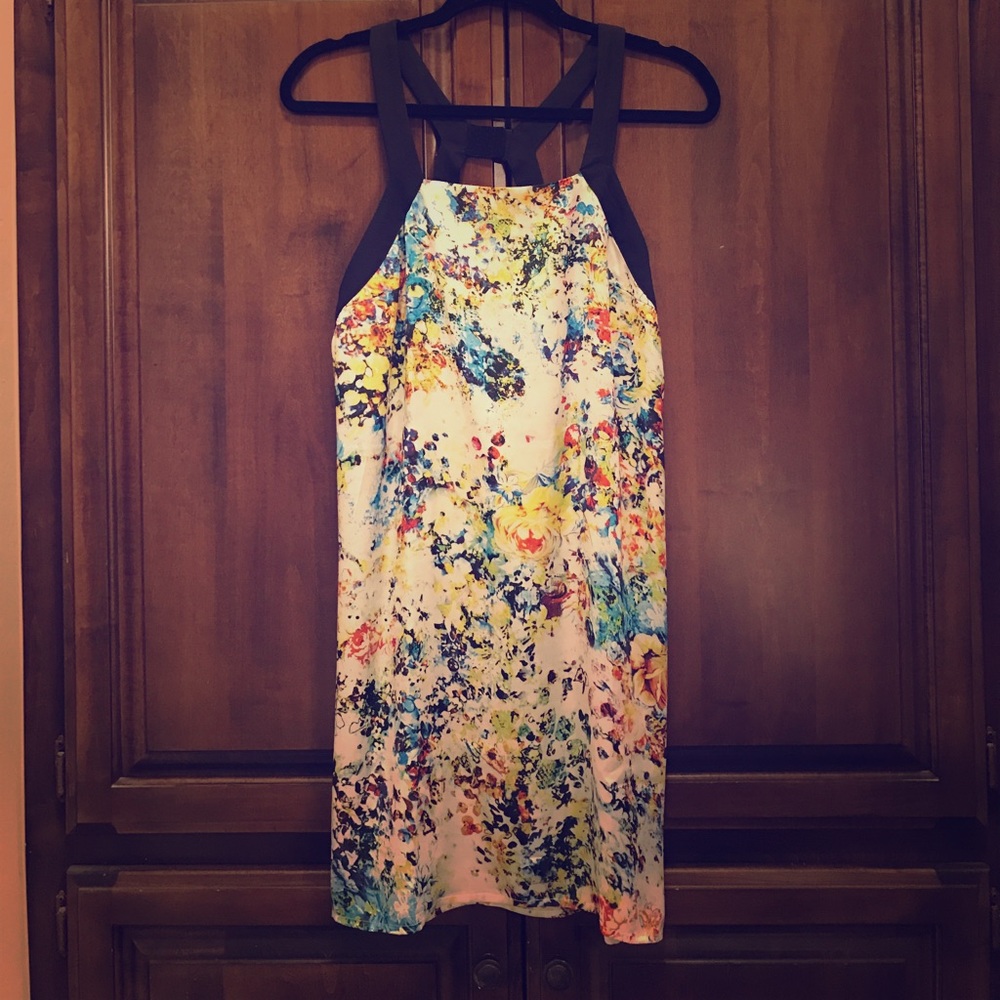 Floral backless dress