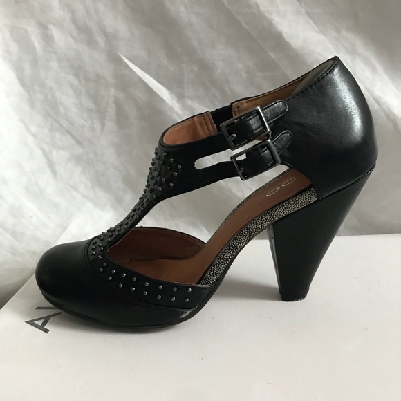 Aldo black studded heels - Picture 4 of 6