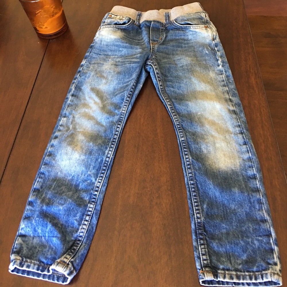 Boys h&m jeans size 5-6y
